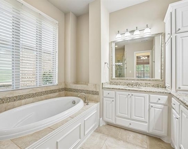 2676 Mcpherson Lane - Photo Thumbnail 19