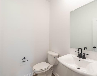 1532 Bushman Lane - Photo Thumbnail 8