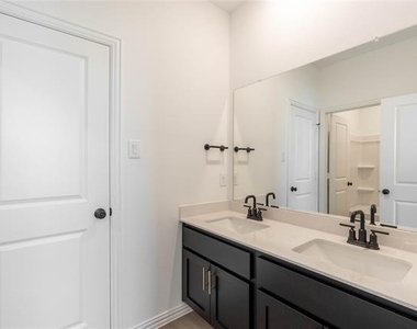 1532 Bushman Lane - Photo Thumbnail 23