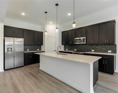 1532 Bushman Lane - Photo Thumbnail 13
