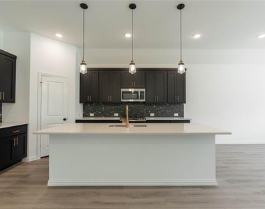 1532 Bushman Lane - Photo Thumbnail 12