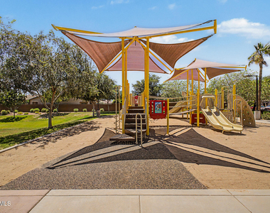 1360 W Joshua Tree Avenue - Photo Thumbnail 49