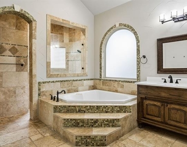 2101 Miracle Point Drive - Photo Thumbnail 15