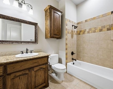 2101 Miracle Point Drive - Photo Thumbnail 27