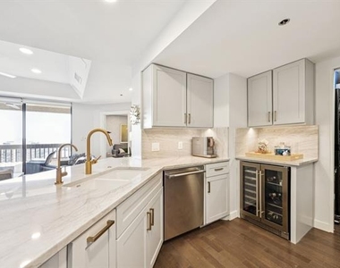 5909 Luther Lane - Photo Thumbnail 7