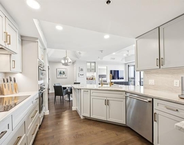 5909 Luther Lane - Photo Thumbnail 6