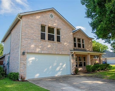 2201 Driskell Lane - Photo Thumbnail 1