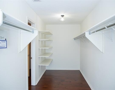 2201 Driskell Lane - Photo Thumbnail 21