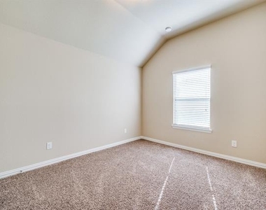 16708 Central Garden Lane - Photo Thumbnail 15
