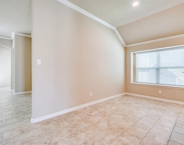 16708 Central Garden Lane - Photo Thumbnail 10