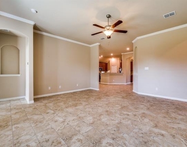 16708 Central Garden Lane - Photo Thumbnail 12