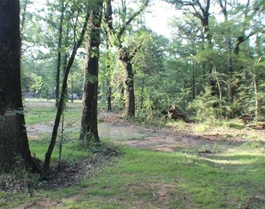 148 Golden Oaks Drive - Photo Thumbnail 12