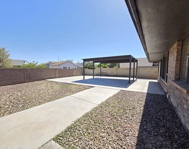 1731 E Redfield Road - Photo Thumbnail 21