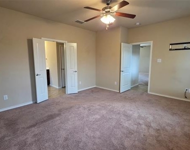 1912 Potrillo Lane - Photo Thumbnail 10