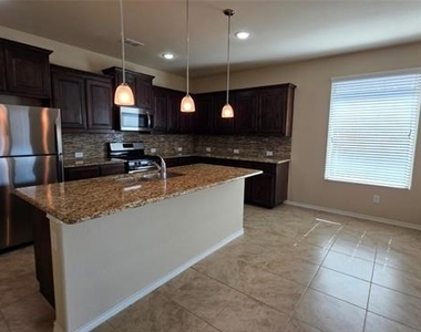 1912 Potrillo Lane - Photo Thumbnail 4