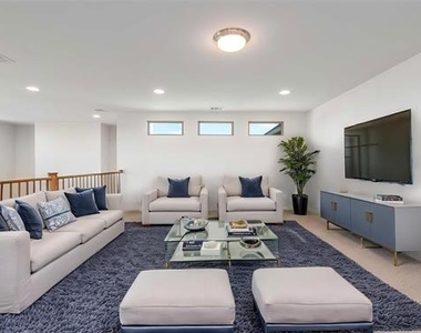 533 Banks Street - Photo Thumbnail 19