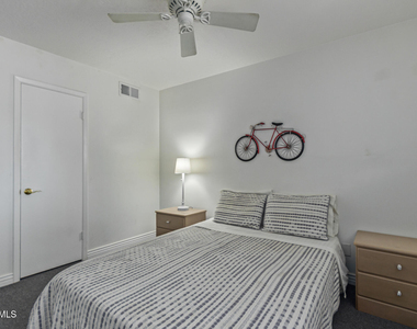 106 E Geneva Drive - Photo Thumbnail 15