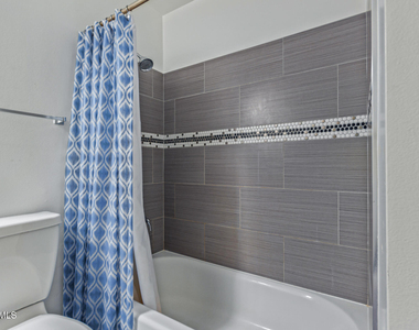 106 E Geneva Drive - Photo Thumbnail 19