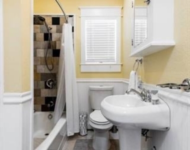 5439 Melrose Avenue - Photo Thumbnail 13
