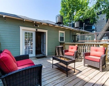 5439 Melrose Avenue - Photo Thumbnail 16