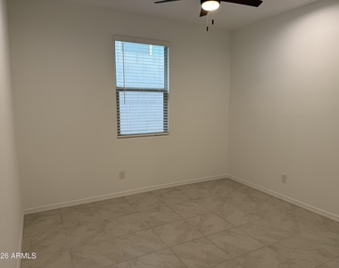 28267 N 134th Lane - Photo Thumbnail 21