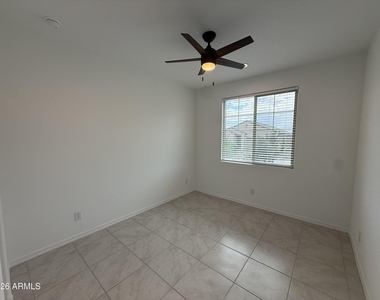 28267 N 134th Lane - Photo Thumbnail 4