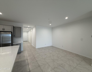 28267 N 134th Lane - Photo Thumbnail 24