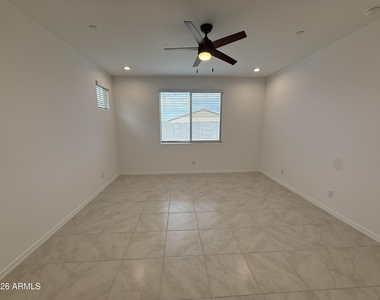 28267 N 134th Lane - Photo Thumbnail 20