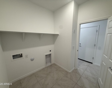 28267 N 134th Lane - Photo Thumbnail 15