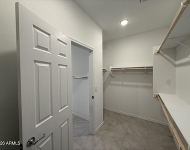 28267 N 134th Lane - Photo Thumbnail 11