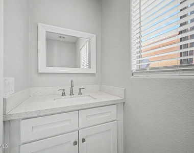 6319 W Williams Street - Photo Thumbnail 12