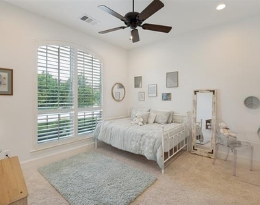 3011 Haywick - Photo Thumbnail 30