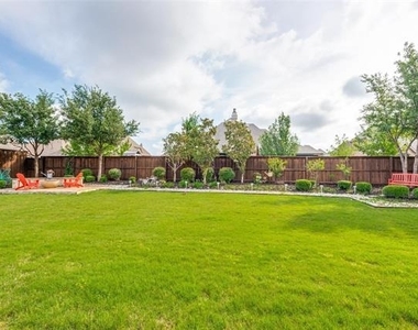 3011 Haywick - Photo Thumbnail 35
