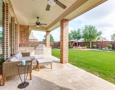 3011 Haywick - Photo Thumbnail 32