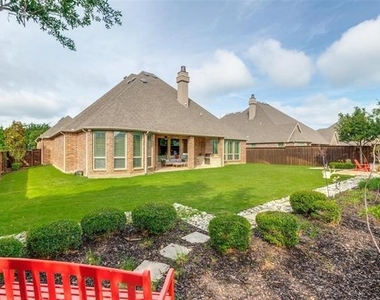 3011 Haywick - Photo Thumbnail 33