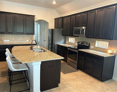 16117 Harper Road - Photo Thumbnail 2