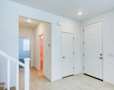 9902 E Tamery Avenue - Photo Thumbnail 11
