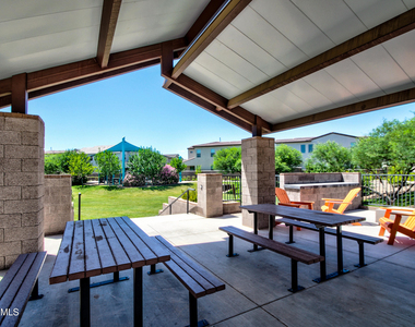 9902 E Tamery Avenue - Photo Thumbnail 34