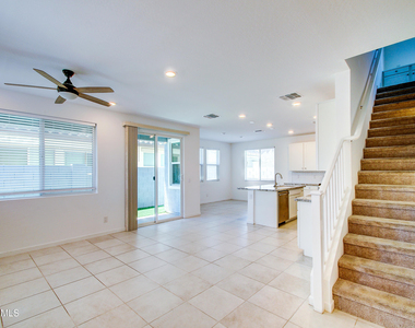9902 E Tamery Avenue - Photo Thumbnail 3