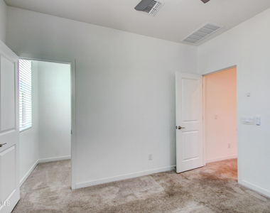 9902 E Tamery Avenue - Photo Thumbnail 21