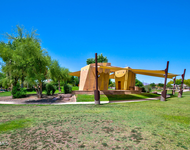 9902 E Tamery Avenue - Photo Thumbnail 39