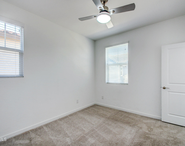9902 E Tamery Avenue - Photo Thumbnail 20