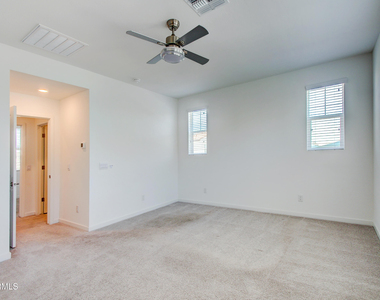 9902 E Tamery Avenue - Photo Thumbnail 26