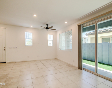 9902 E Tamery Avenue - Photo Thumbnail 9