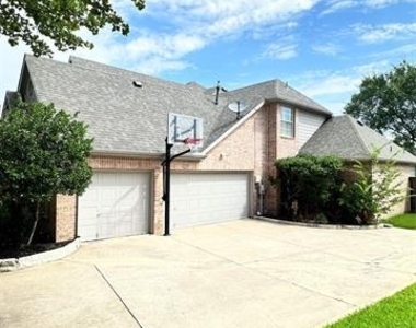 801 Heatherglen Court - Photo Thumbnail 18
