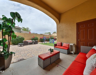 3950 N Edith Way - Photo Thumbnail 29