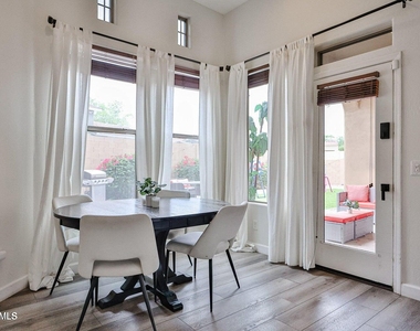 3950 N Edith Way - Photo Thumbnail 12