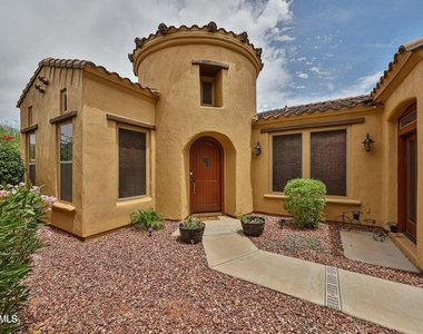 3950 N Edith Way - Photo Thumbnail 3