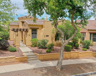 3950 N Edith Way - Photo Thumbnail 4
