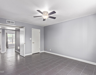 3210 N Jay Street - Photo Thumbnail 21